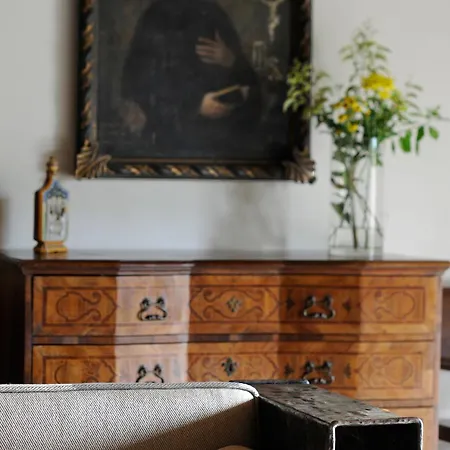 Landhuis Delser Manor House