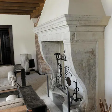 Delser Manor House Country house *